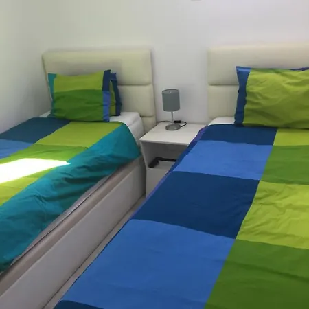 Gracioseras 2 Bed No 218 - Ac, Wifi, Uk Tv Apartment